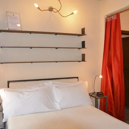 레지덴자 토레 콜로나 B&B 4*