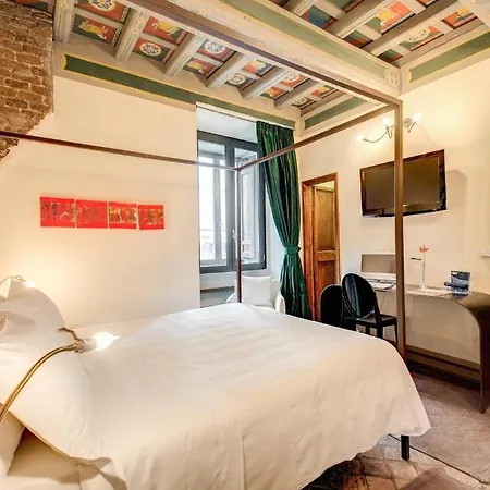 Residenza Torre Colonna Couette-café