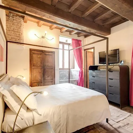 Residenza Torre Colonna Couette-café Rome