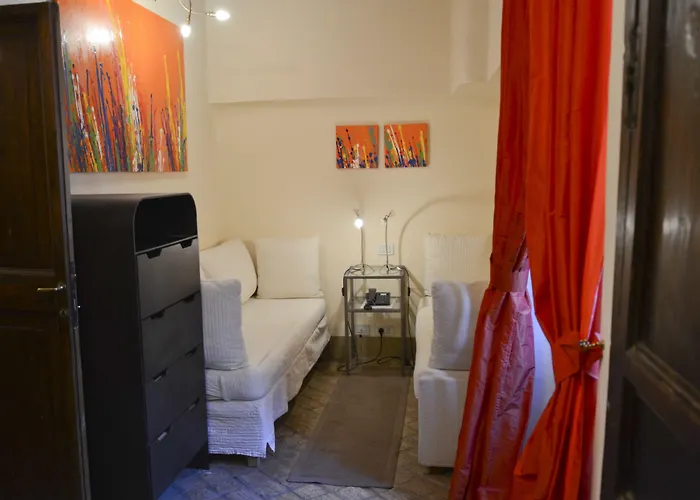 Residenza Torre Colonna 4*