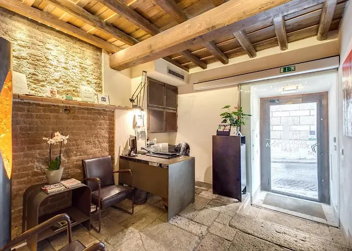 Residenza Torre Colonna 4*