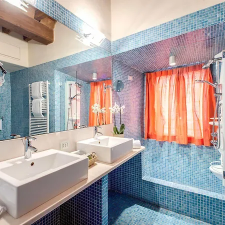 Residenza Torre Colonna 4* Rome